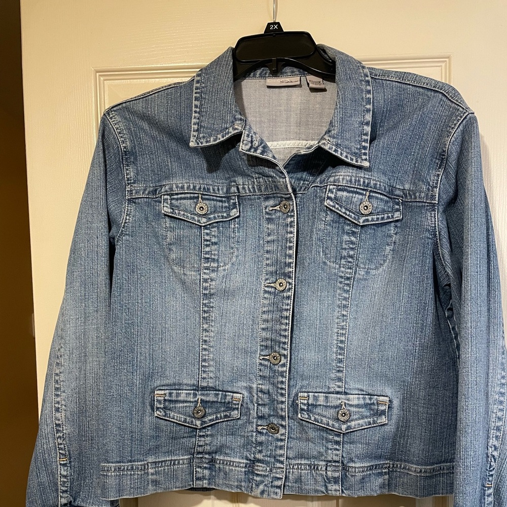 Chico platinum jean jacket. Size 2